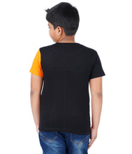 Load image into Gallery viewer, Kiddeo Boys Halfsleeve Colourblock T-shirts(D)
